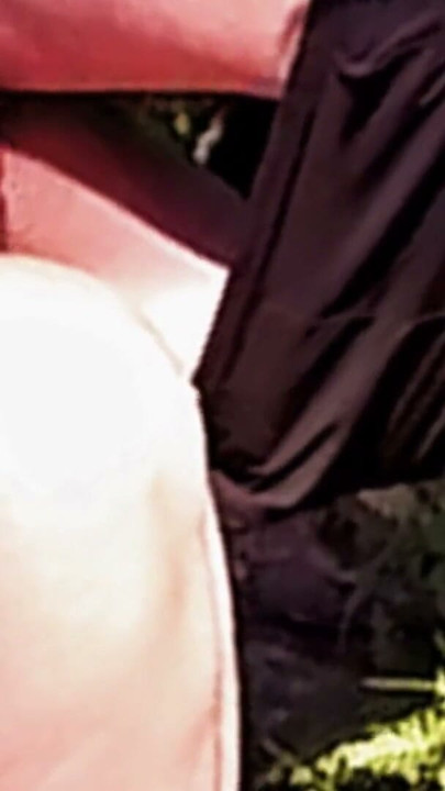 UDA Hot MILF Hausfrau wird draußen im Wald hart gefickt | Clip 2