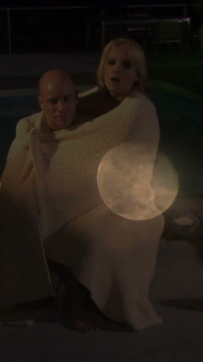 Romantischer Abend fick mit extrem geiler Sau am Pool | Clip 3