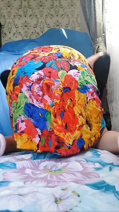 Sweet Lovelish Whispers Pull Me Deeper