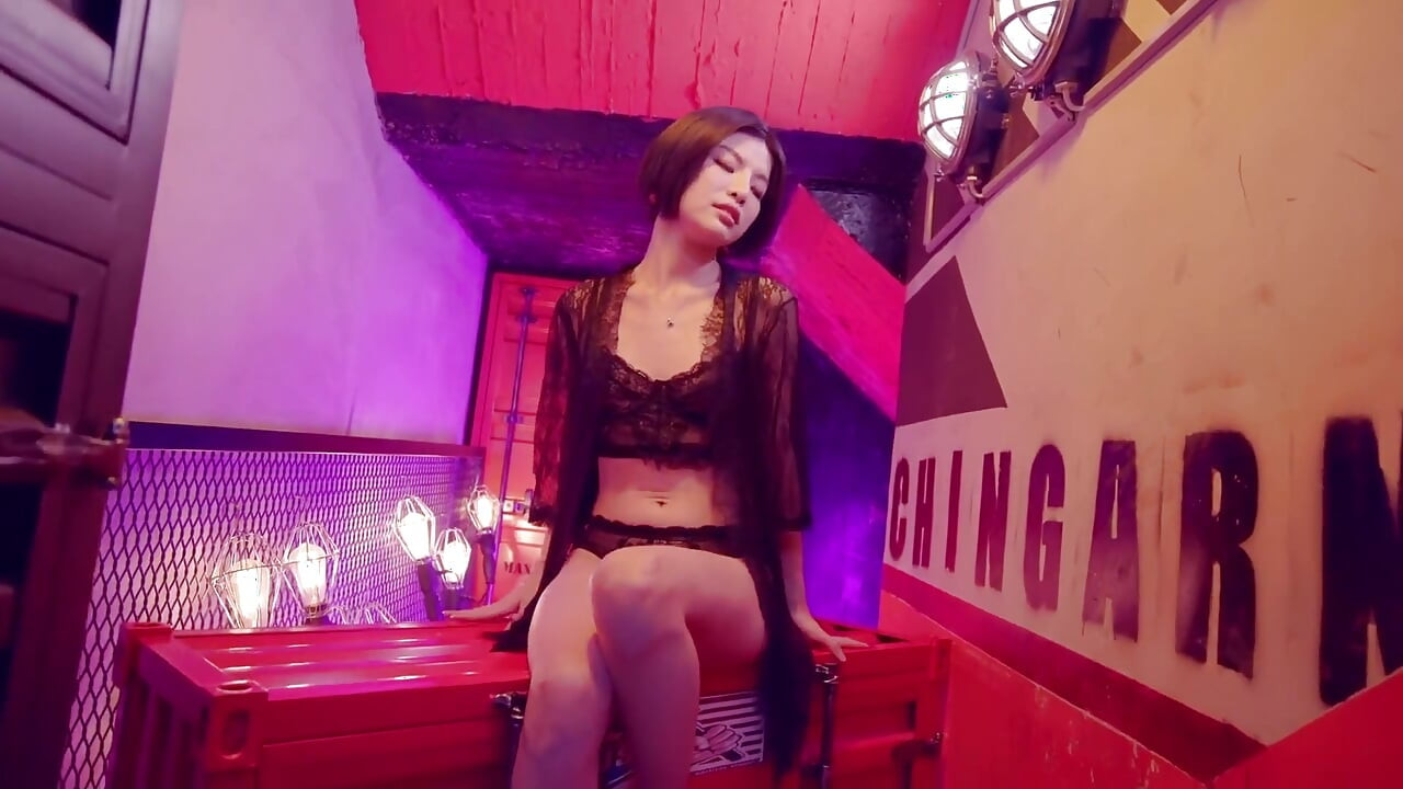 Sexy Asian Girl Solo Show