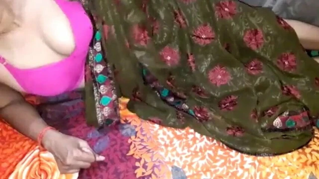 Padosi wale bhaiya ko banayi apna saiyan khoob choda