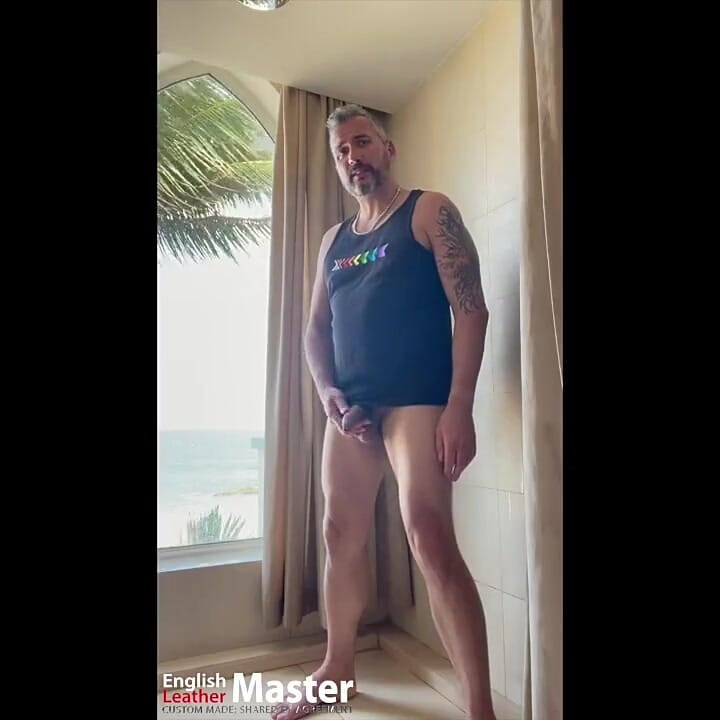 Sünnetsiz babadan 25 dakikalık birden fazla sidik videosu