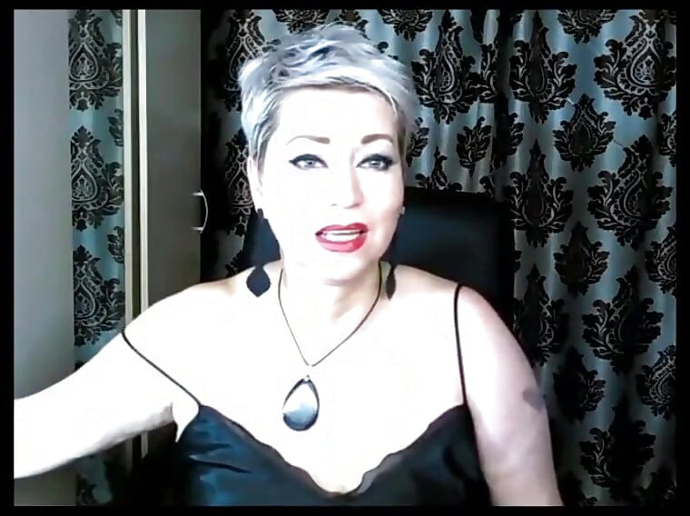 Rusya'dan havalı olgun bir kaltak için yeni bir iş günü.!. )) (aimee ateşli orta yaşlı seksi kadın, aka aimeeparadise)