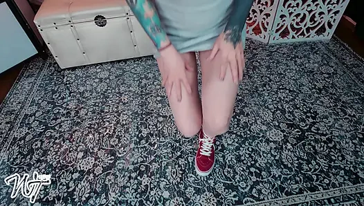 WILDTALI RIDES FISTING TILL ASS BURNS BRIGHT