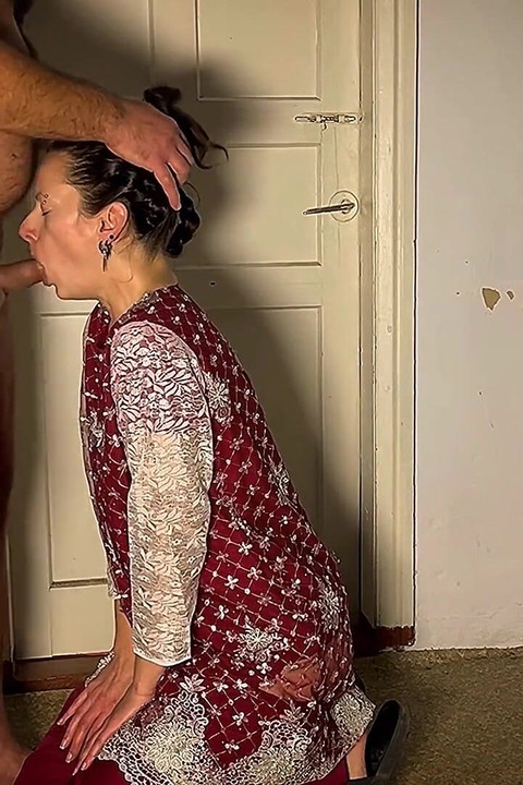 Зведена сестра незаймана з села, жорстко відтрахана - порно, поки нікого немає вдома