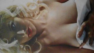 Christina Aguilera - éjaculation