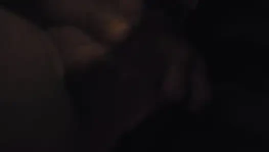 Beni sinemada boşaltıyor