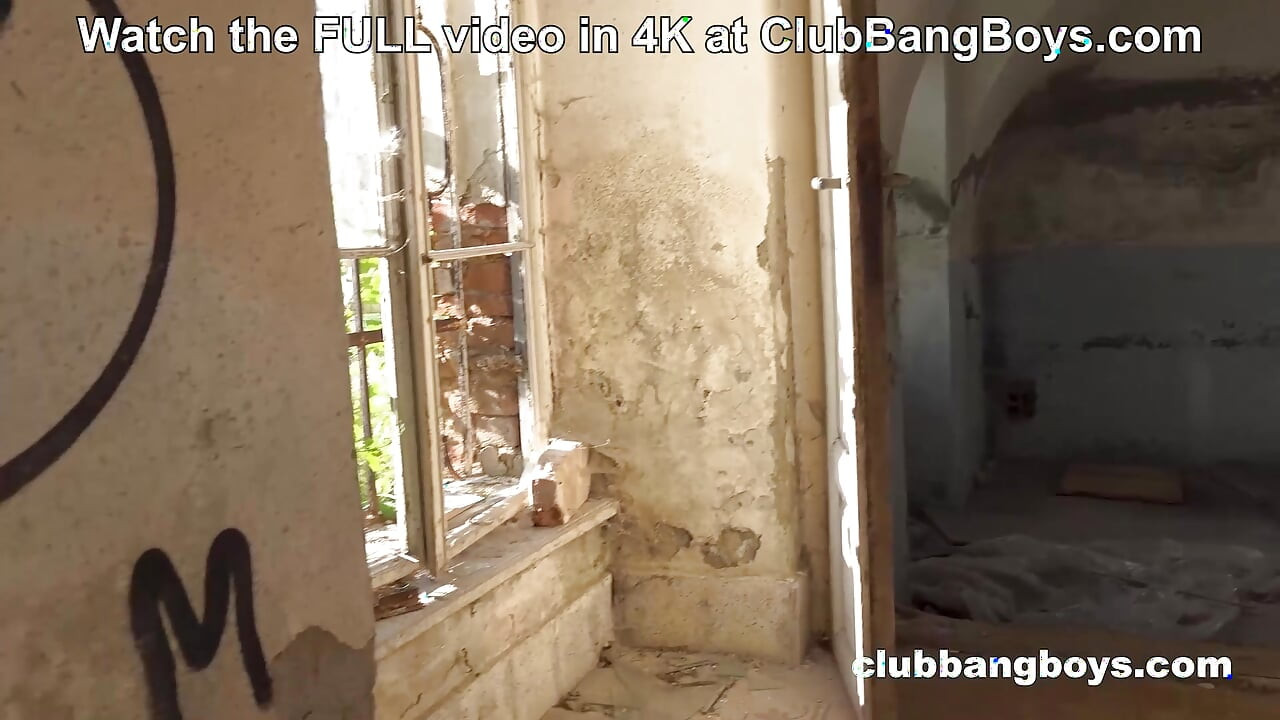 به من کمک کن اجاره ام را در ClubBangBoys پرداخت کنم