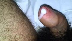 Éjaculation sans main, en regardant un porno - prépuce étroit
