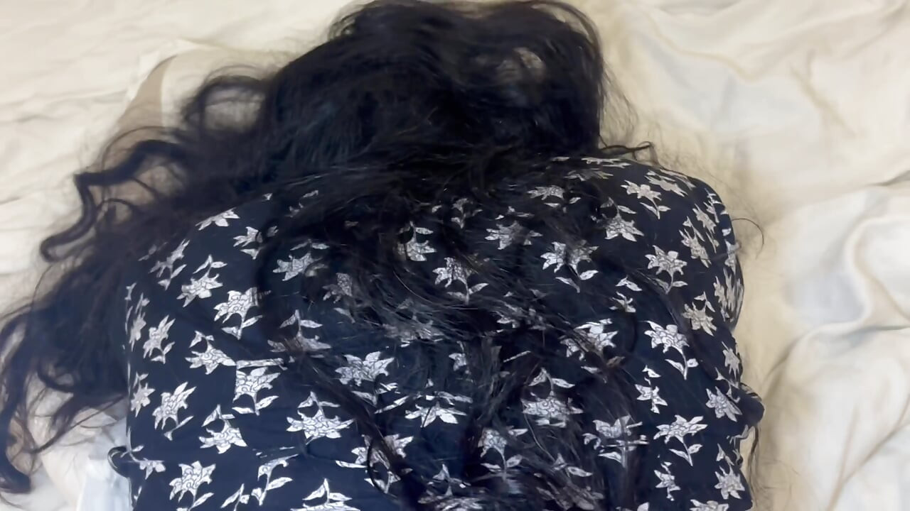 Huge Ass Bhabhi Fucked Hard by Devar After a Nasty Blowjob