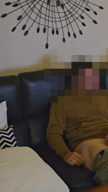 Zadivljujući trenutak iz "Hetero bivša kolegica i ja se opet zabavljamo nakon večere"
