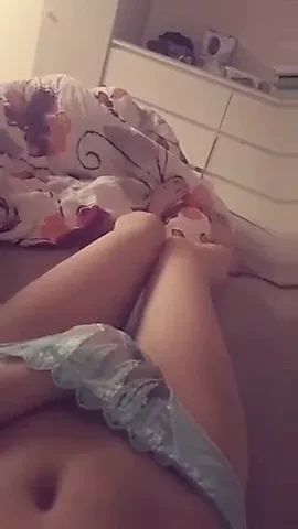Des filles turques jouent à la chatte
