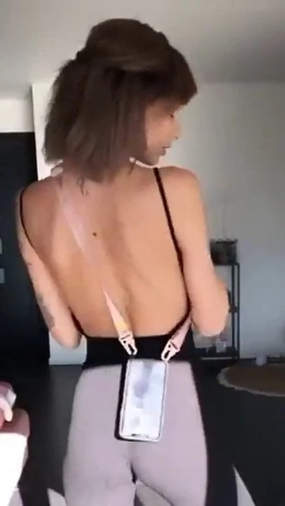 CLOE COOPER