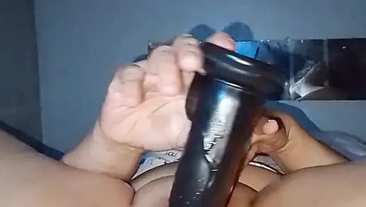 Kocam blk yarağının özlemini çekiyorum.o kadar yalnızım ki dildo kullanarak mastürbasyon yapıyorum