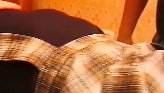 Eighteens Rusia - orgasme berbulu
