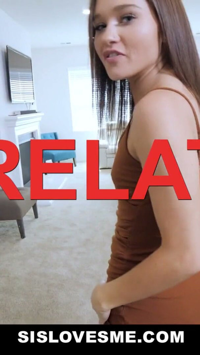 Step Sister Zoey Bloom Grinds Her Perfect Ass On Stepbro's Big Man Meat - SisLovesMe | Clip 2