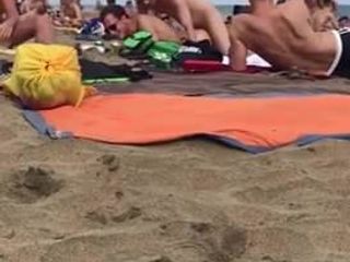 Pieprzyć się publicznie na plaży