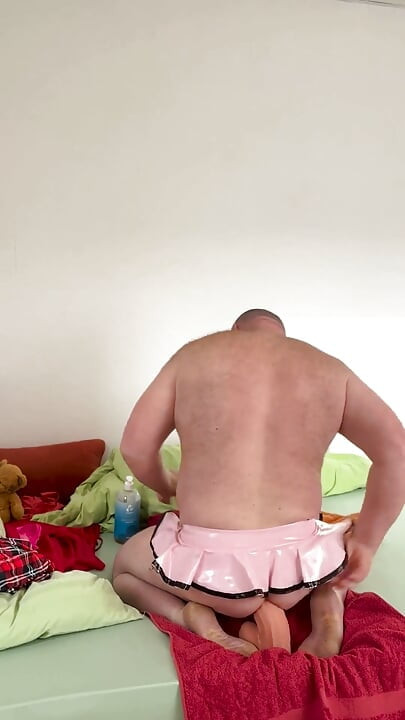 Stor dildo bakfra, analutvidelse
