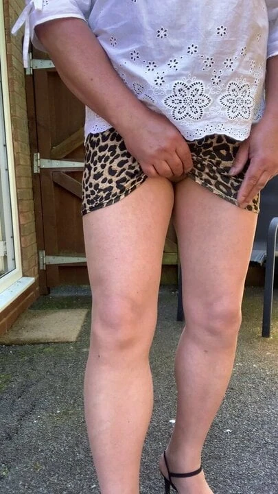 Wanking peeing in my tights pantyhose heels outdoor