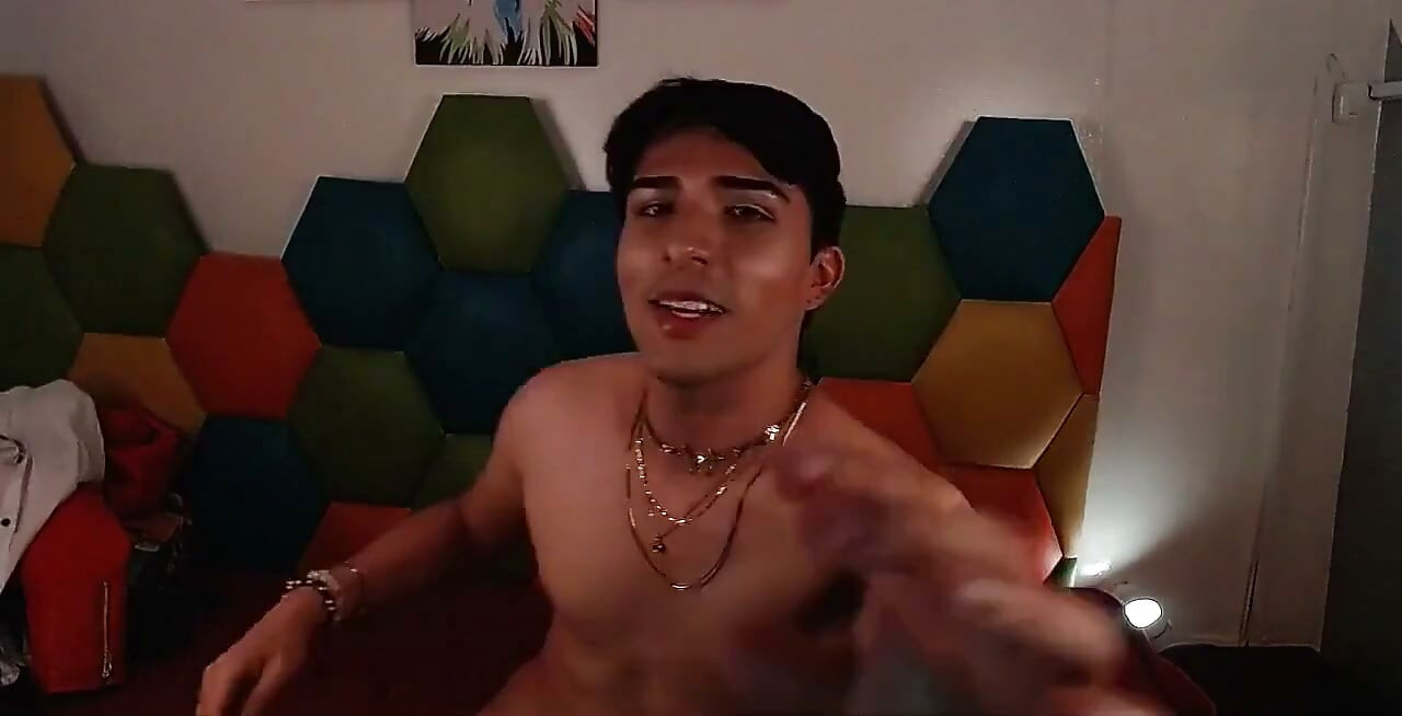 I Like to Undress Very Sensually on Camera for Stepdaddy