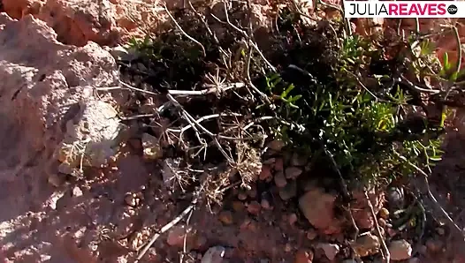 Минет на пляже и анал дома