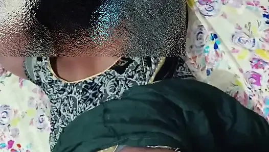 Malik made the maid a hut at home and assassed the maid, the maid's big ass had been bothering me for many days, today I rubbed the maid and left her