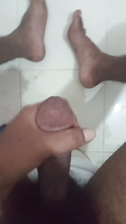 Jerking off in Washroom