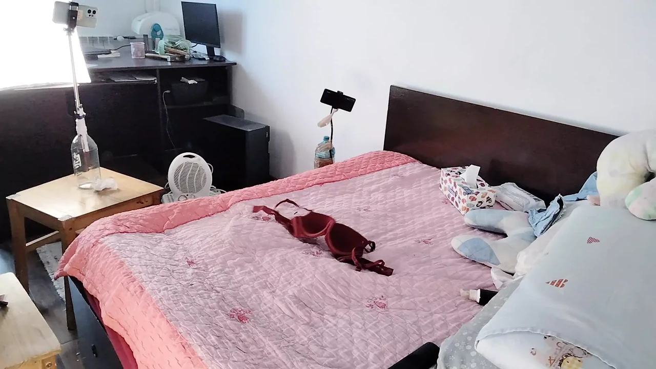Amateur wife has fun trying on clothes she cuts. Sexy mom dances naked in the house.