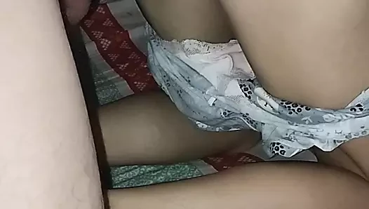 Every morning her pussy eats my cock.