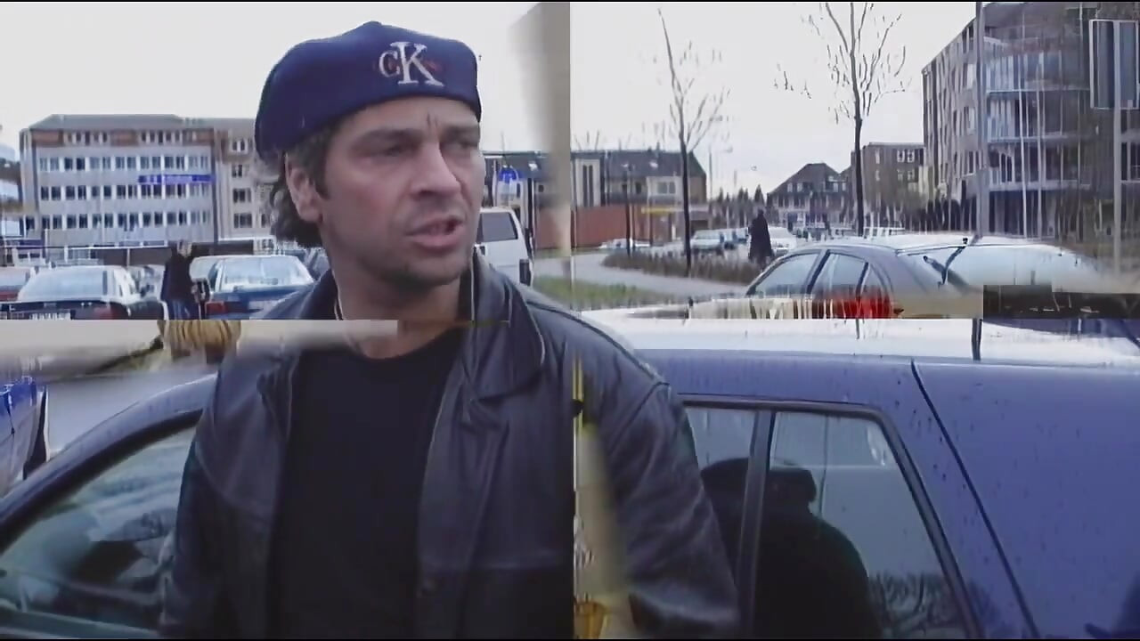 สาวผมบลอนด์สุดฮอตรับบริการลูกค้าอย่างเข้มข้น