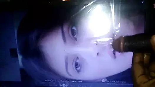 Raai laxmi boşalma anısına