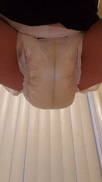 Gay Diaper Faggot Fills Diaper