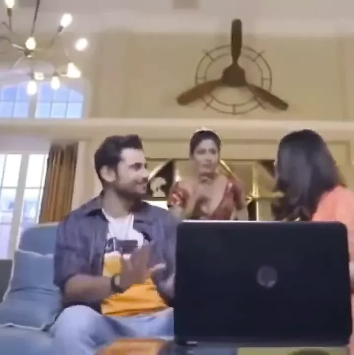 Hindi sex video - savita bhabhi
