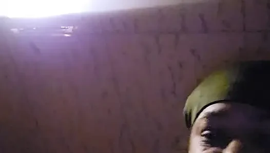 Baba derisi annenin amını tokatlıyor