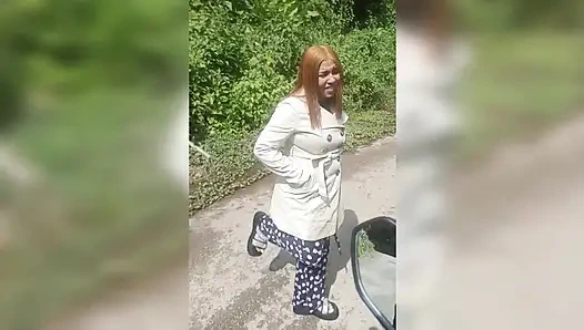 Незнакомец взял меня домой, но в итоге что-то делал