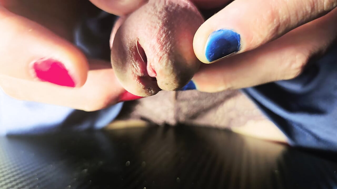 So Much Cum I Couldn't Hold It In - Who's going to lick it?