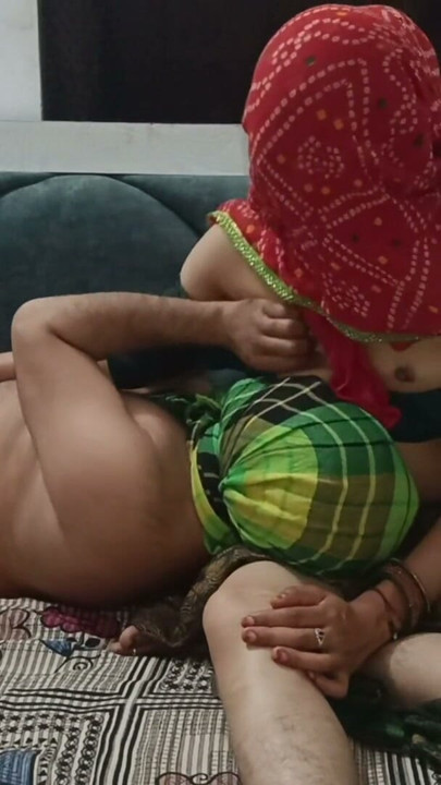 I agreed to share a bed with my stepbrother and something unexpected happened. video | Clip 2