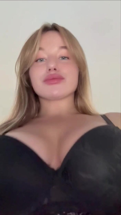 मुझे अपने Onlyfans को आपकी सदस्यता के साथ मदद की जरूरत है! 🥰