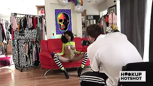 Bts - si mungil mi ha doan suka banget dientot sama bryan gozzling!