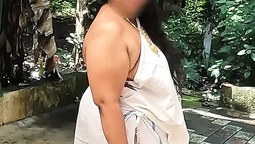 Индийская пухлая в сексуальном белом платье, фотосессия топлес