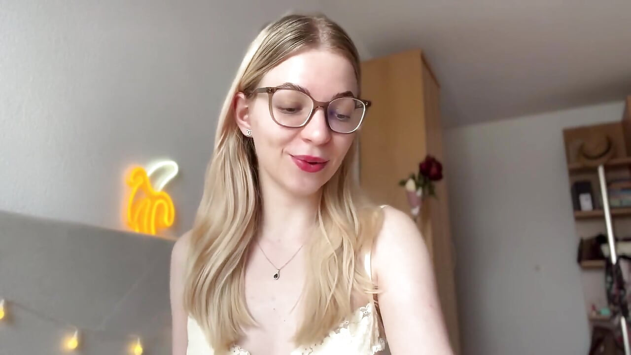 How to Be the Perfect Dominatrix (femdom)