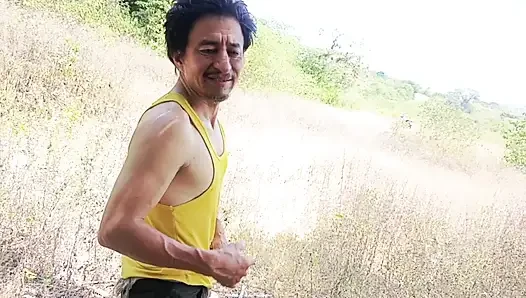 Büyük götlü üvey annemi ormanda sikiyorum