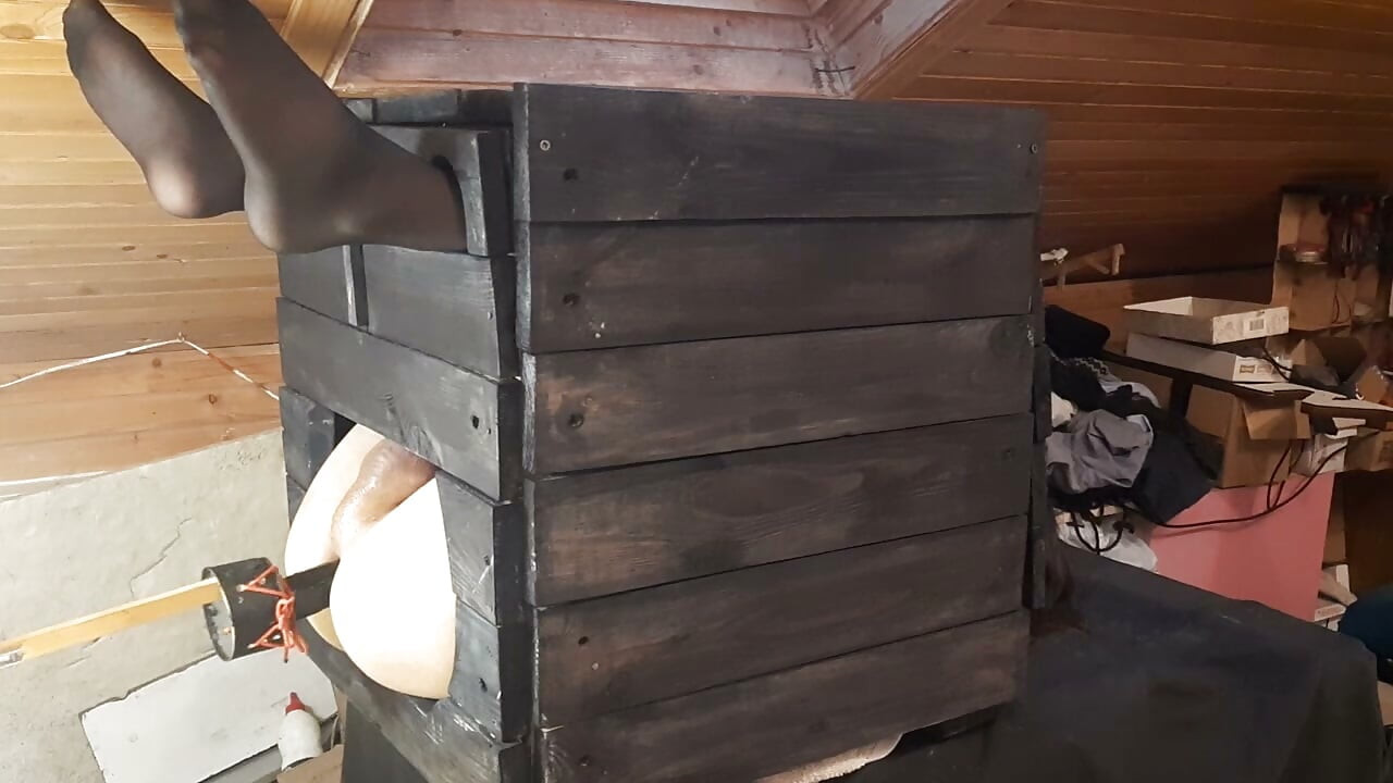 Trapped in a Crate - Machine Anal Fuck