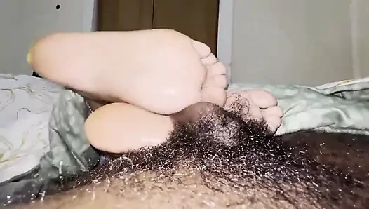 Zenci zenci ayakla mastürbasyon baba büyük zenci yarağı boşalması