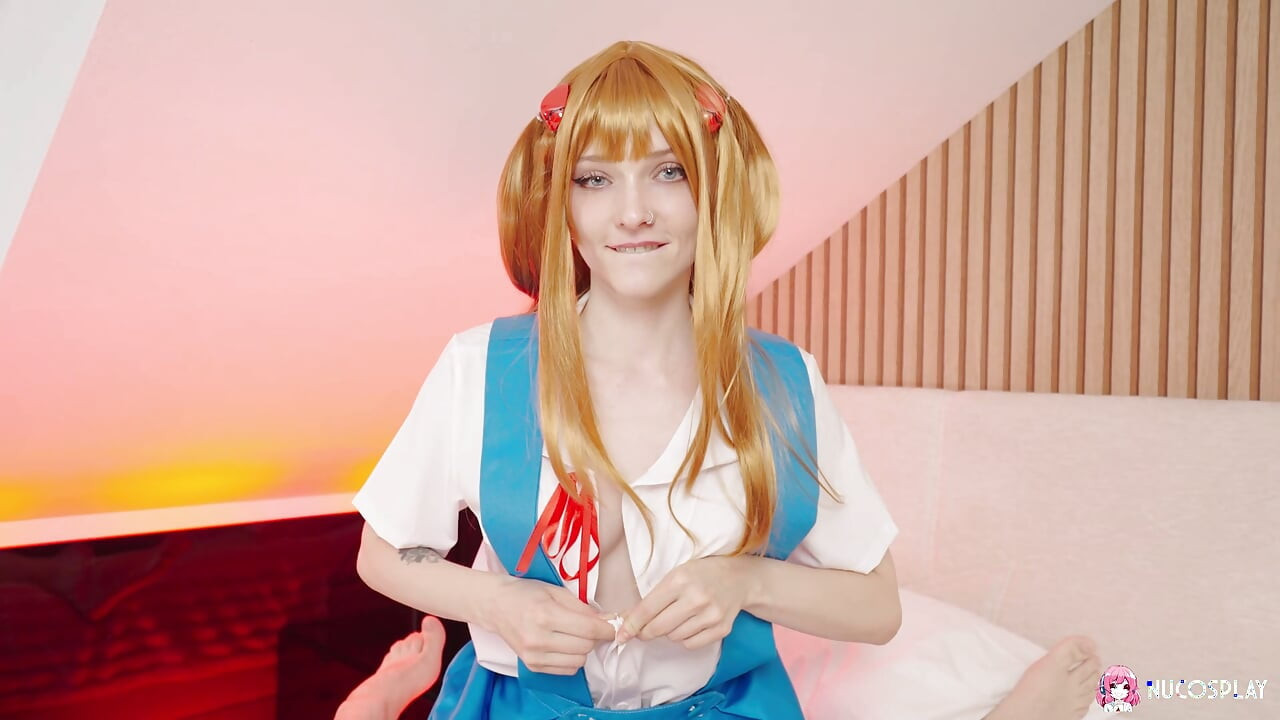 饥渴的大奶子红发女郎Dolly Rud被狠操。