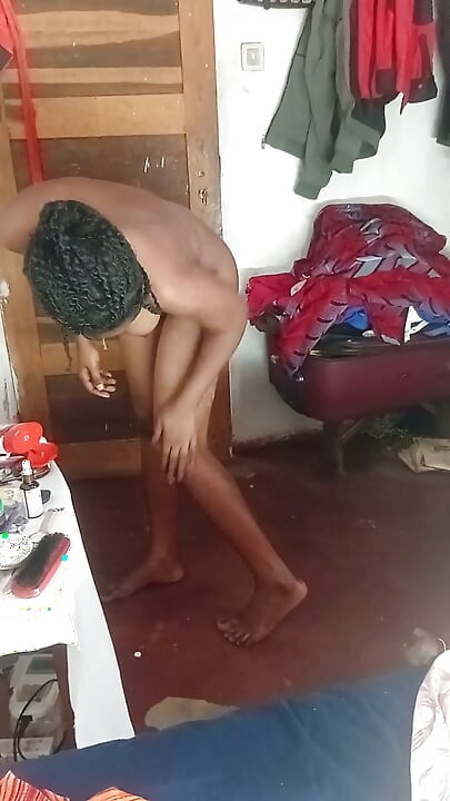 Hot night with a lush young African woman