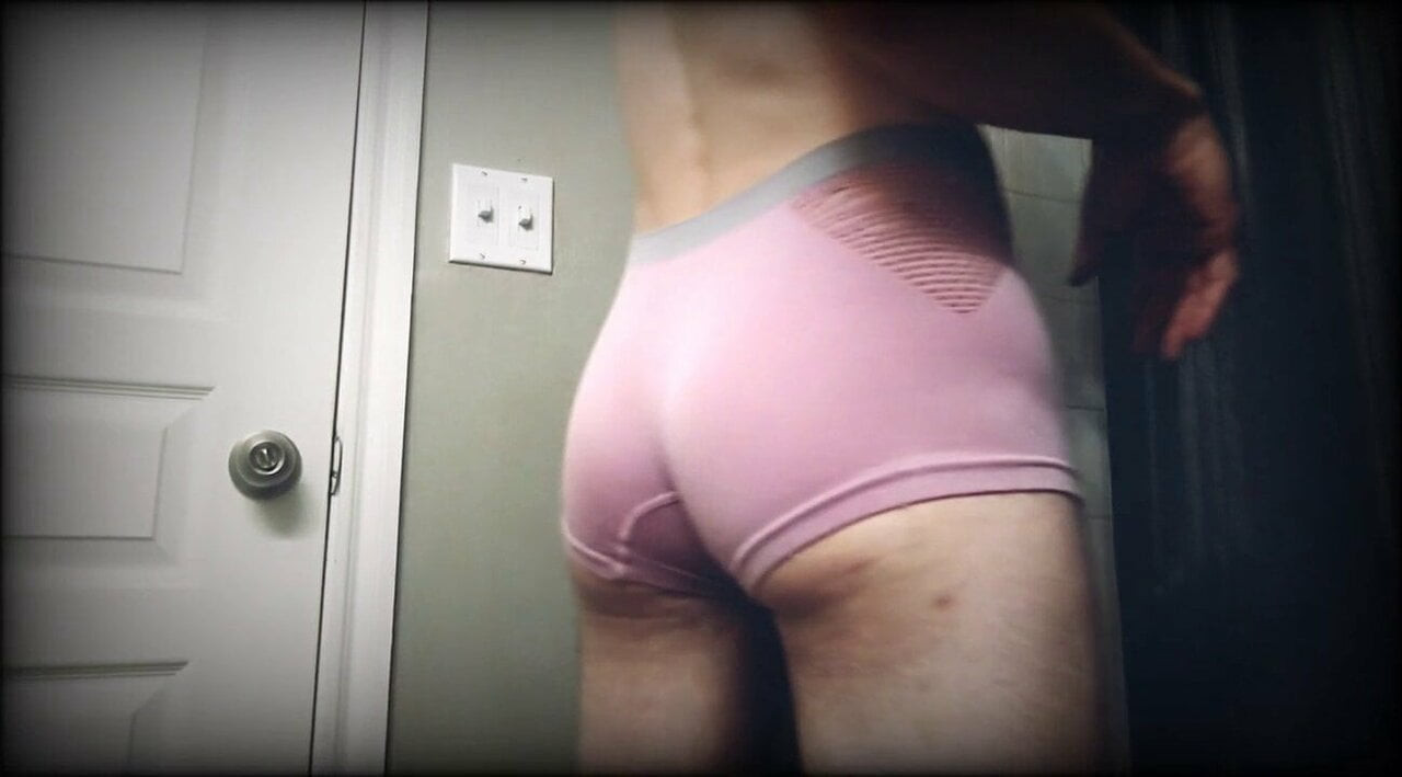 FlayCakes in Boyshorts