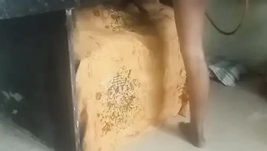 Ghar ki party main madarchod pati ka dost aya aur chod gaya mujhe