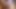 女の子がおっぱいを見せる