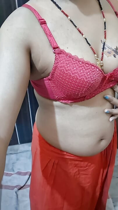 Bengali Bhabhi's Sexy Massage Video Cock Will Stand Up After Seeing You